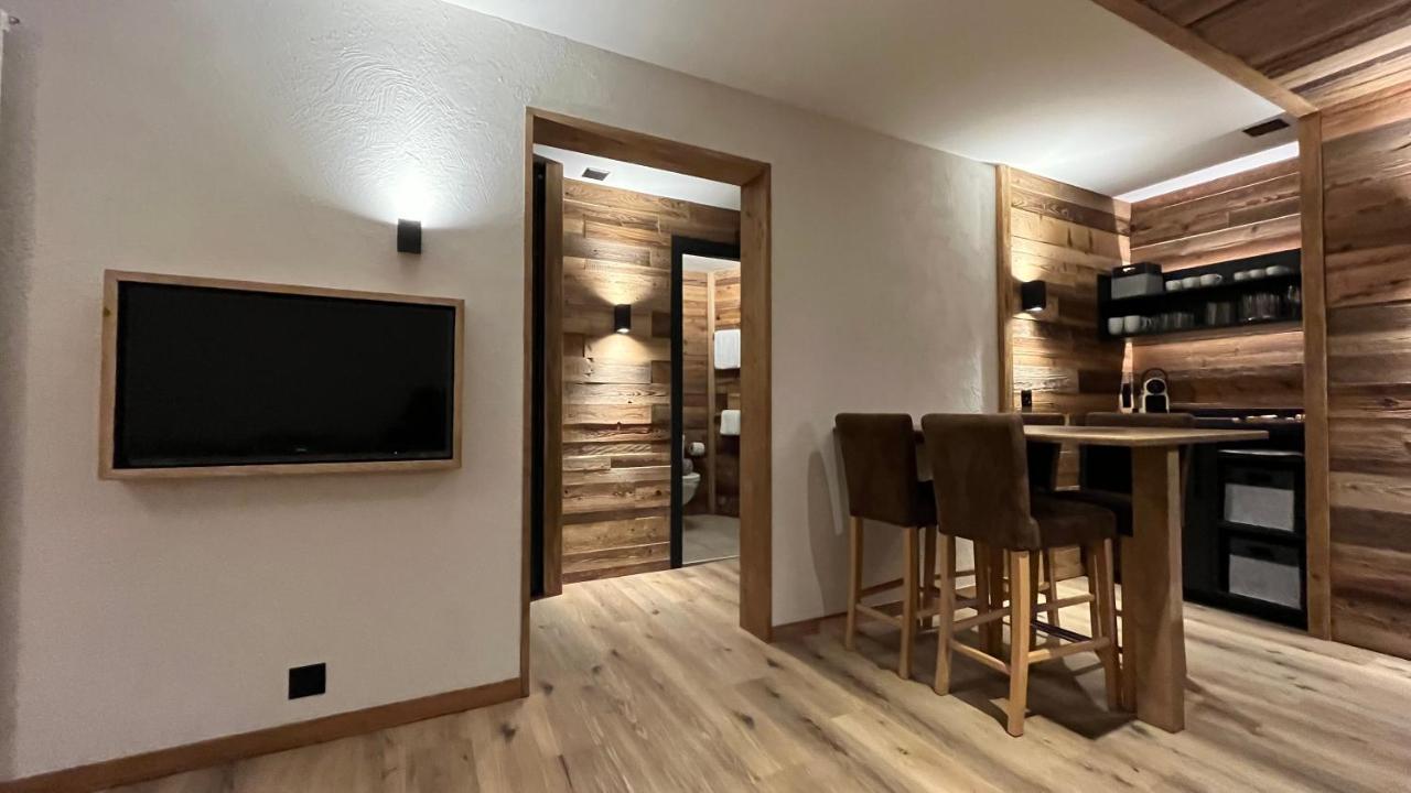Les Cerfs - & - Apartment