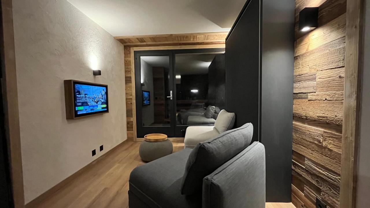 Les Cerfs - & - Apartment